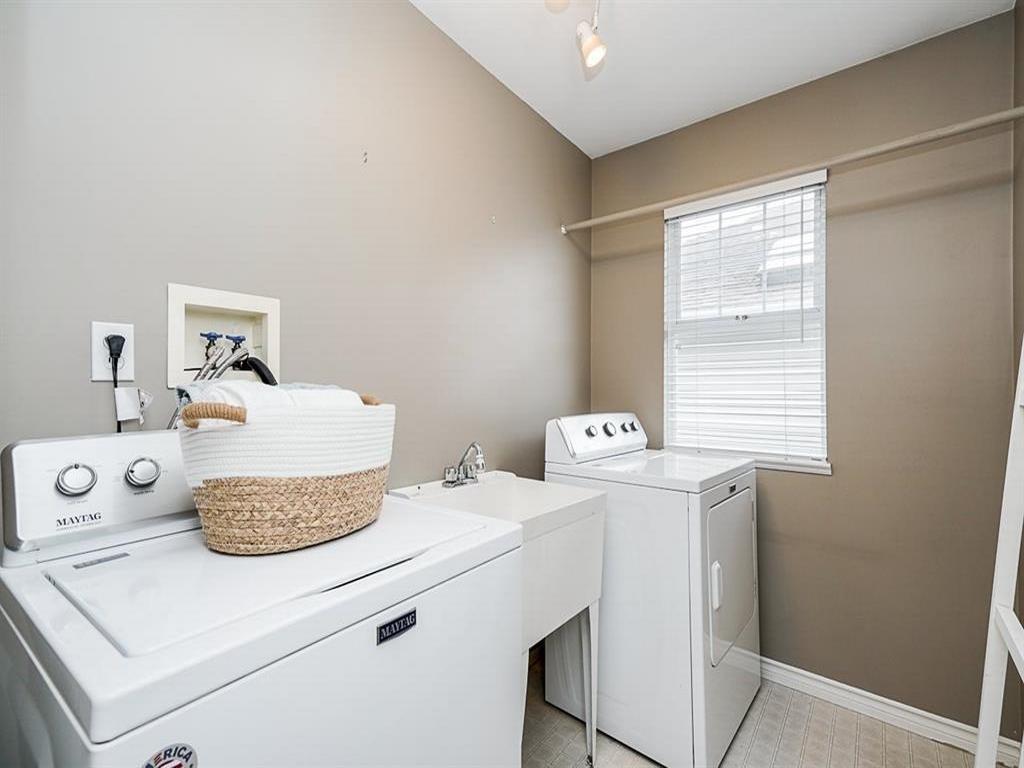 Listing Image for R3080143