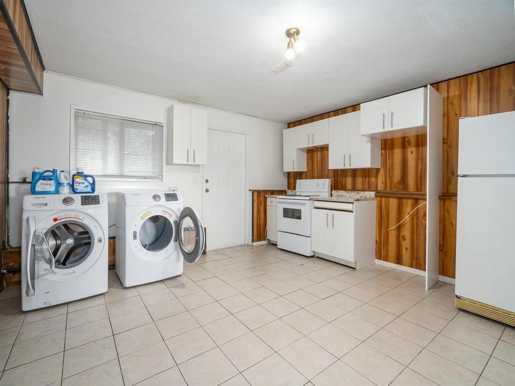 Listing Image for R3080160