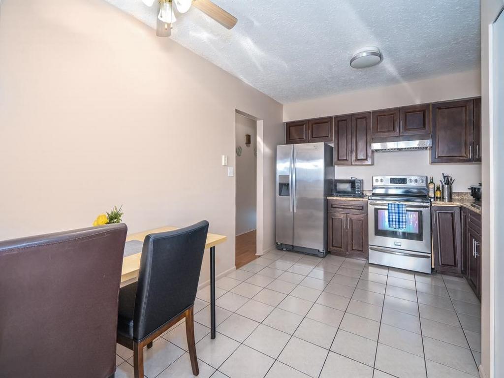 Listing Image for R3080160