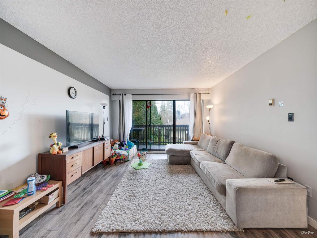 Listing Image for R3080170