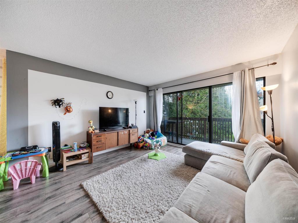 Listing Image for R3080170