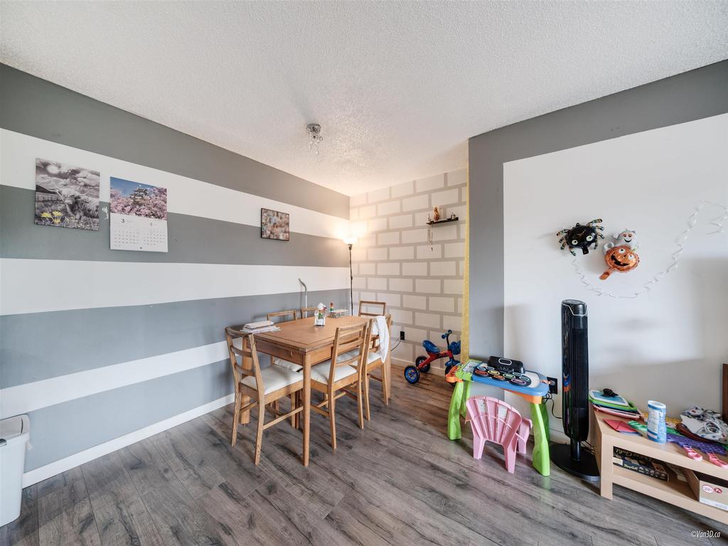 Listing Image for R3080170