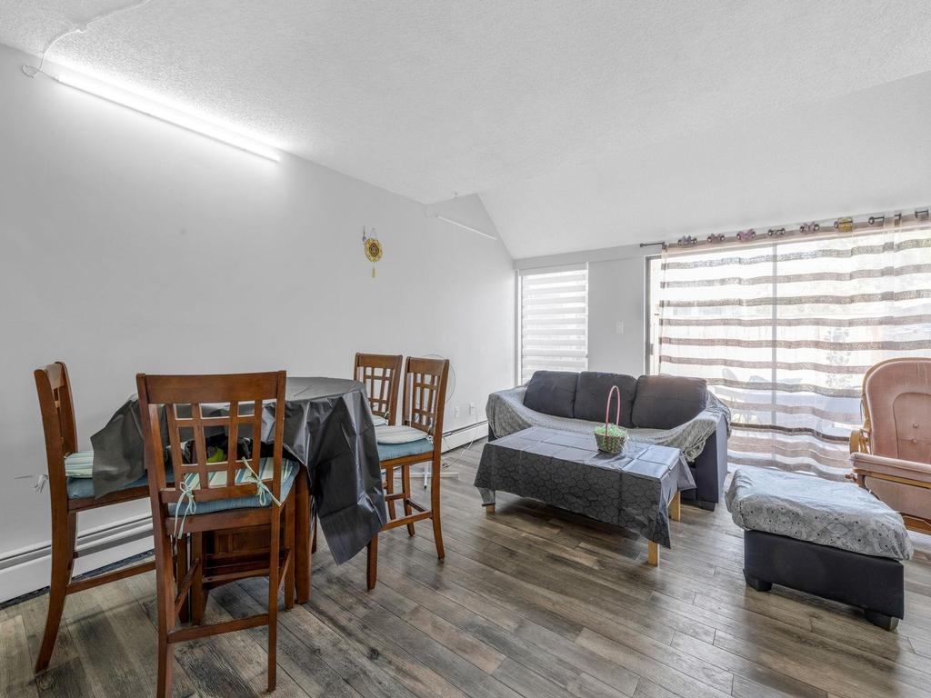 Listing Image for R3080177