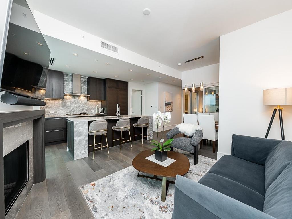 Listing Image for R3080189