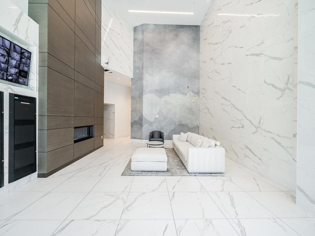 Listing Image for R3080189