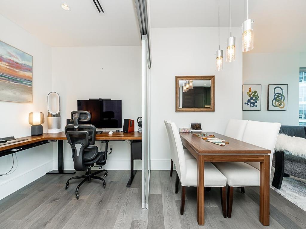 Listing Image for R3080189