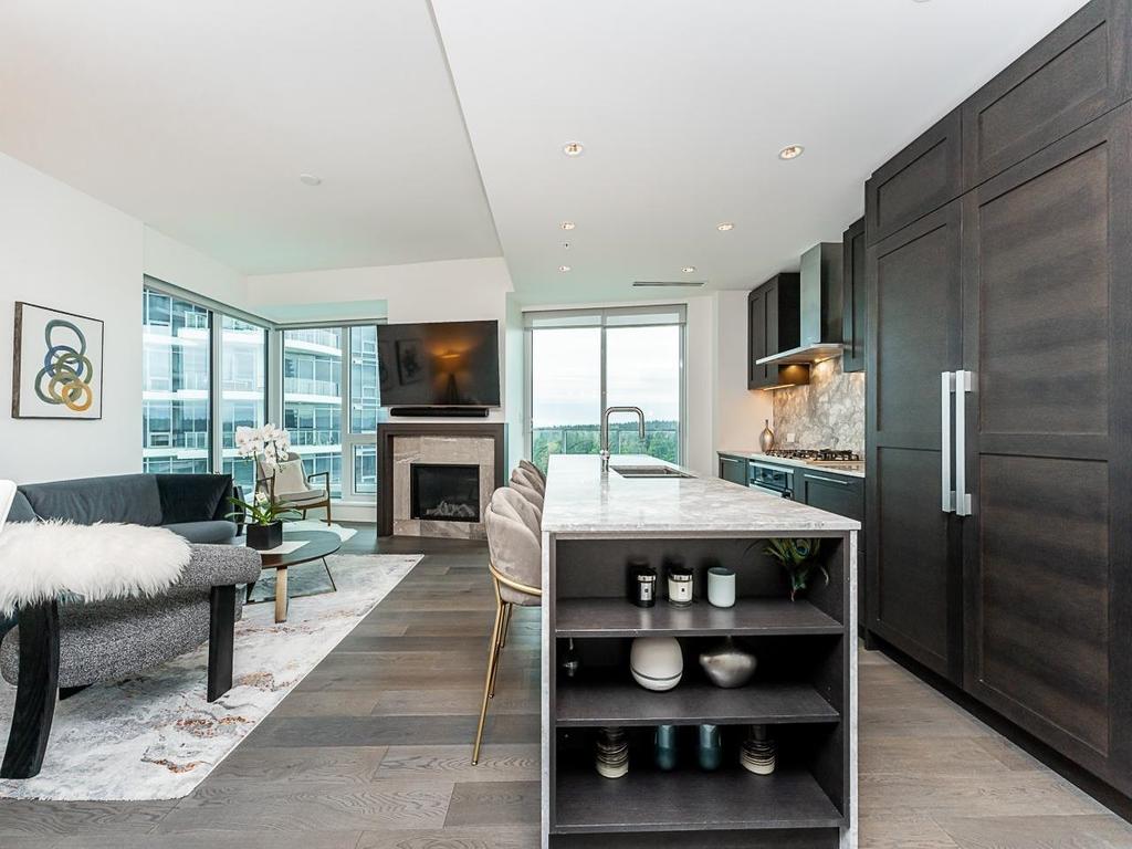 Listing Image for R3080189