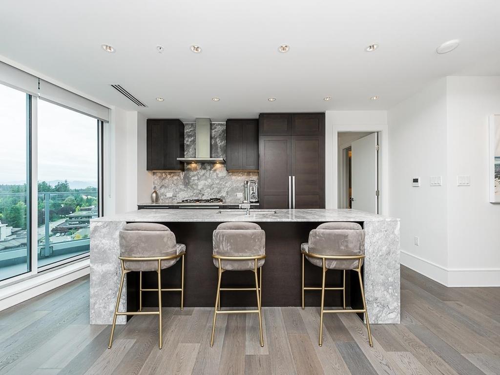 Listing Image for R3080189