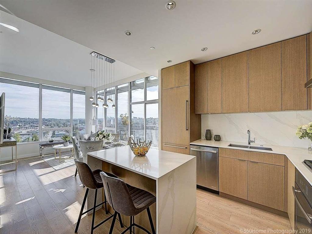 Listing Image for R3080194