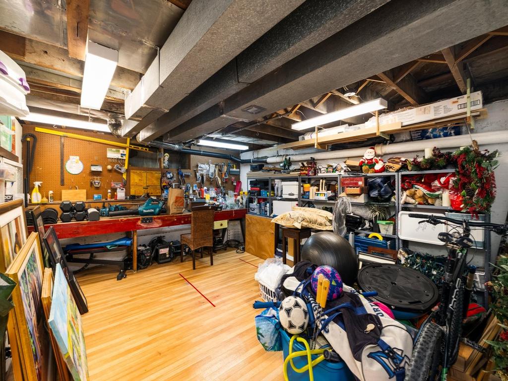 Listing Image for R3080200