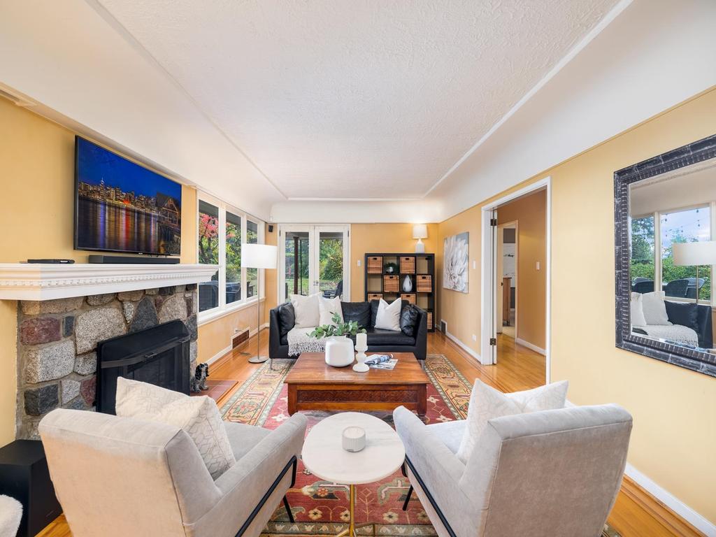 Listing Image for R3080200