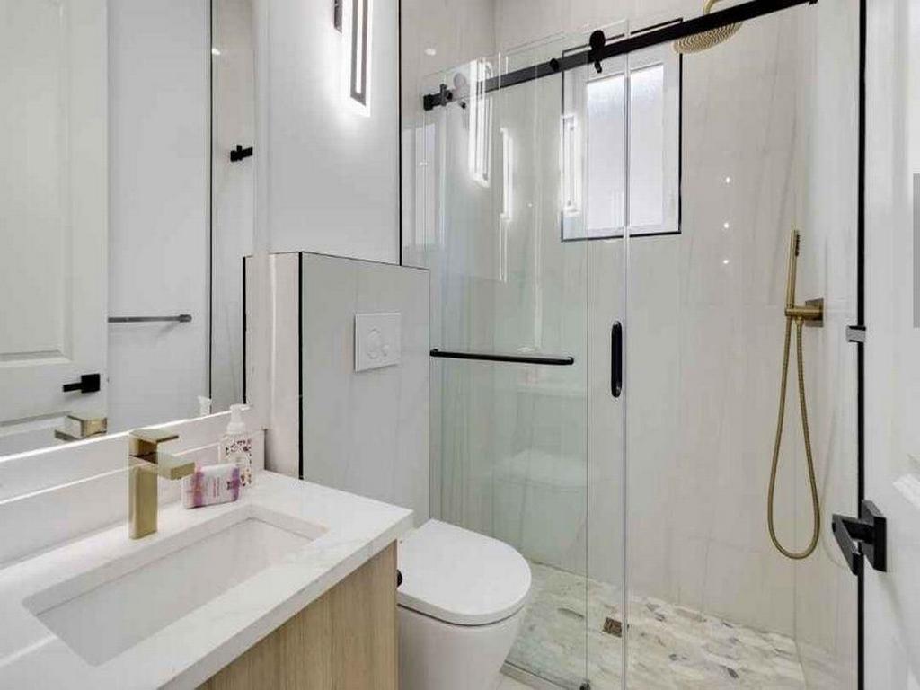 Listing Image for R3080222