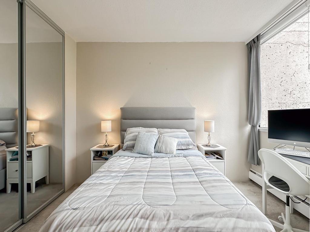 Listing Image for R3080227