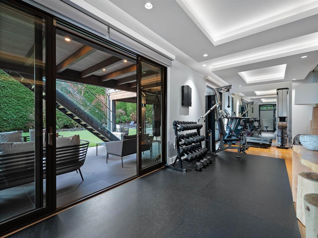 Listing Image for R3080236