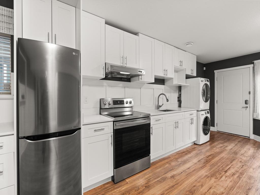 Listing Image for R3080245