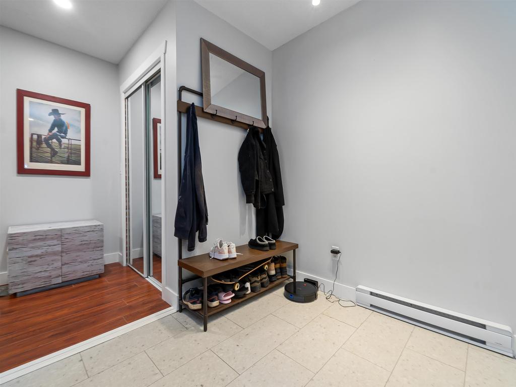 Listing Image for R3080250