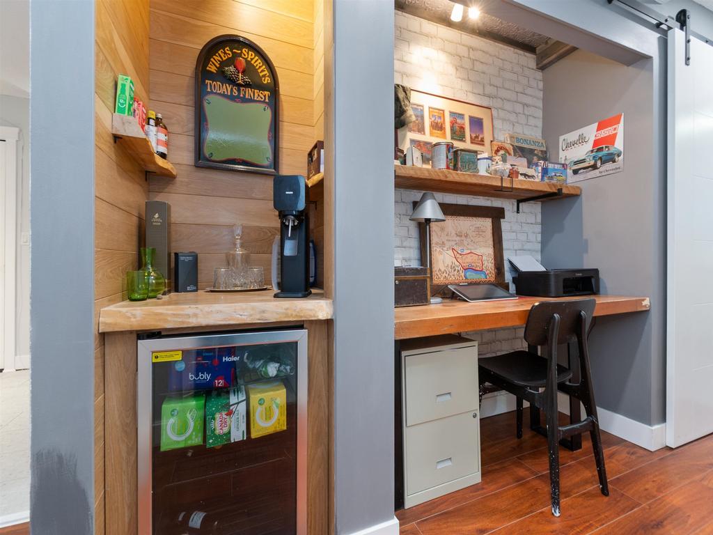 Listing Image for R3080250