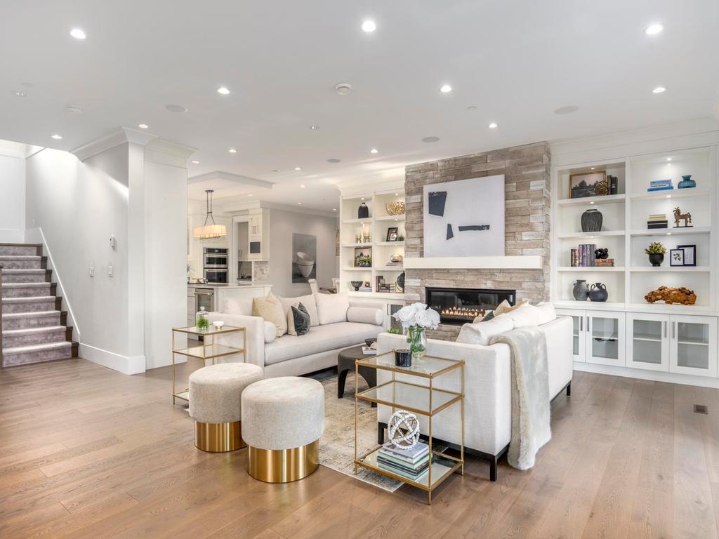 Listing Image for R3080254