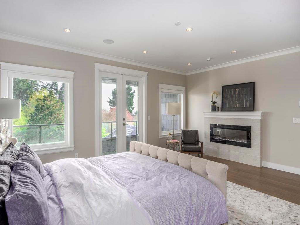 Listing Image for R3080254