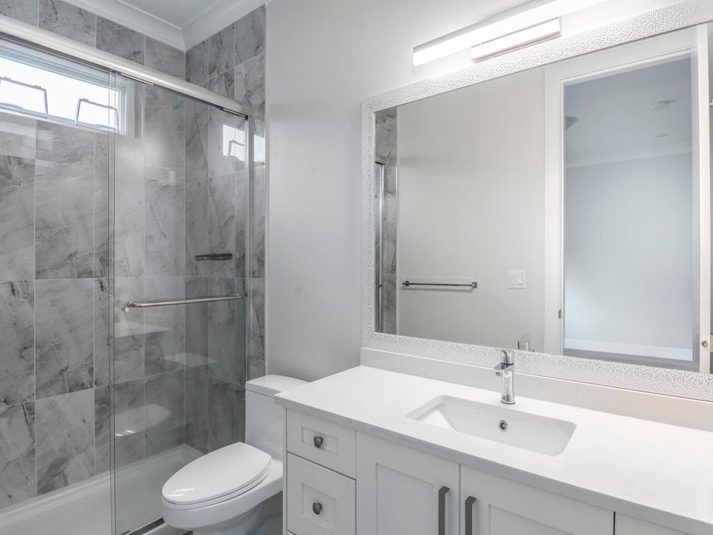 Listing Image for R3080254