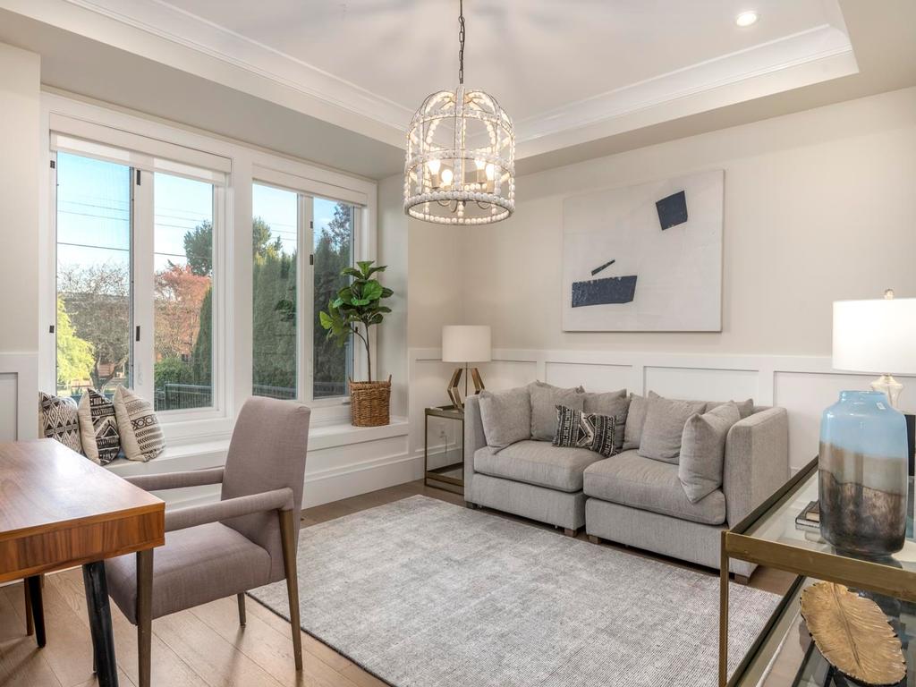 Listing Image for R3080254