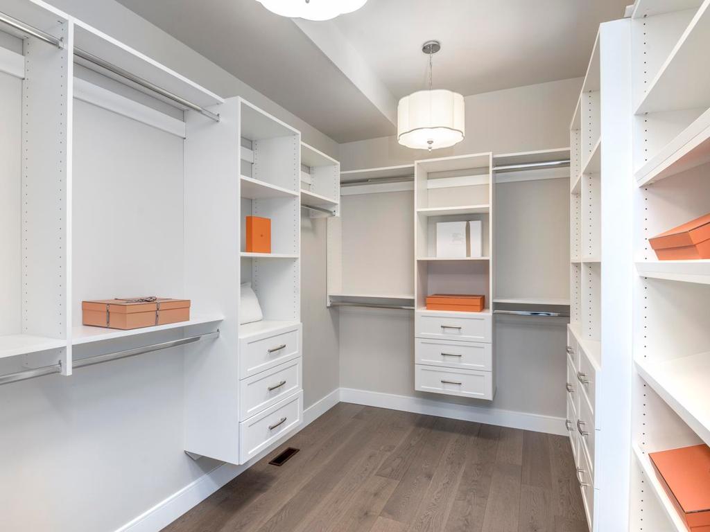 Listing Image for R3080254