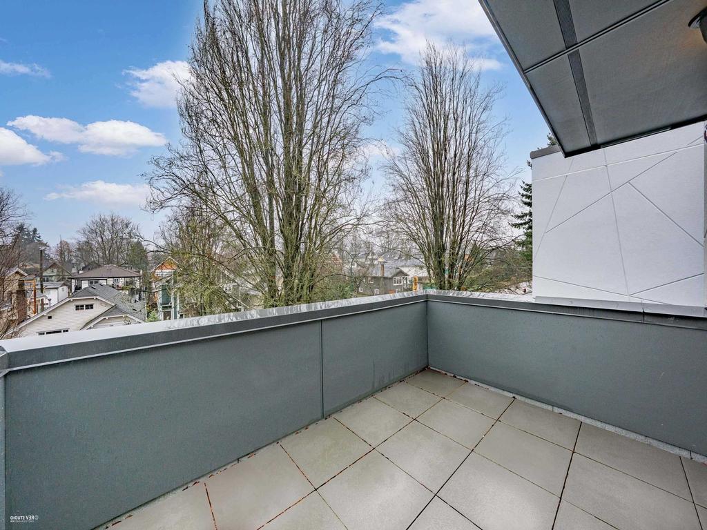 Listing Image for R3080262