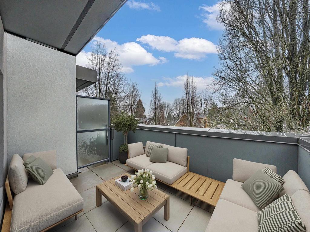 Listing Image for R3080262