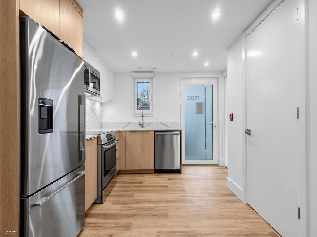 Listing Image for R3080262