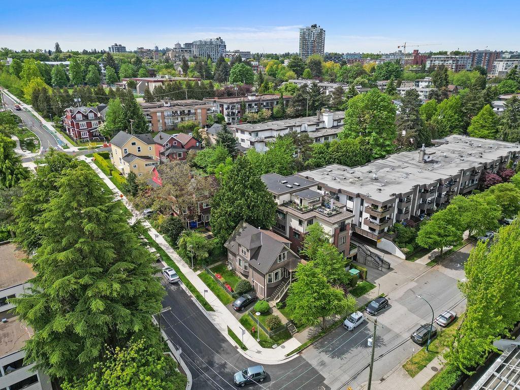 Listing Image for R3080279