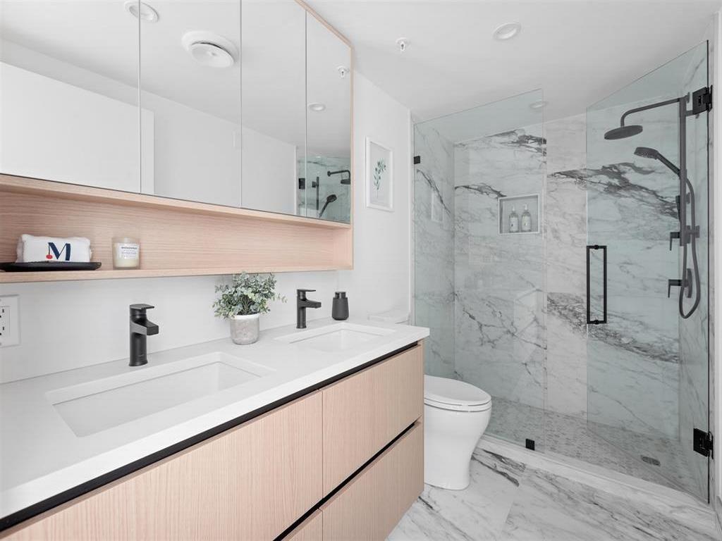 Listing Image for R3080280