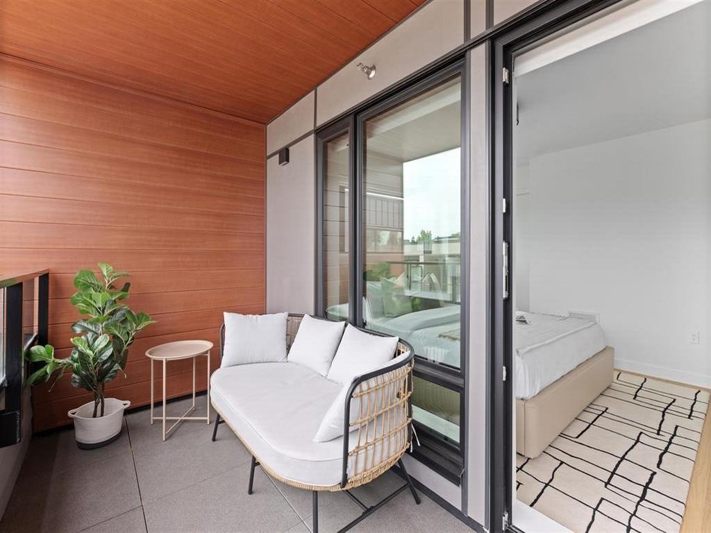 Listing Image for R3080280