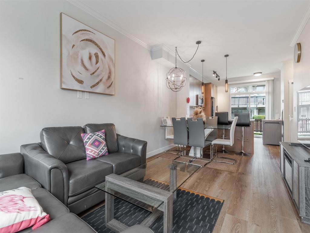 Listing Image for R3080303