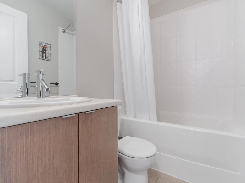 Listing Image for R3080303