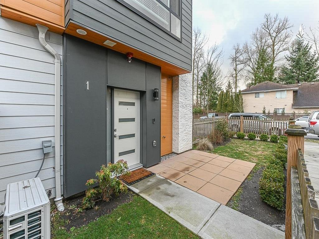 Listing Image for R3080310