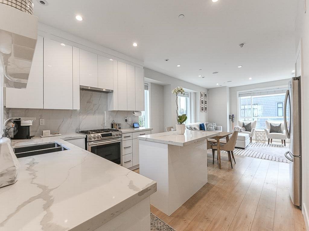 Listing Image for R3080310