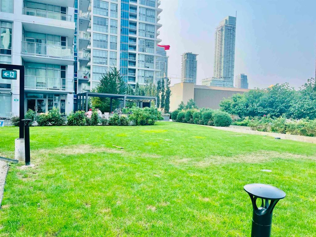 Listing Image for R3080319