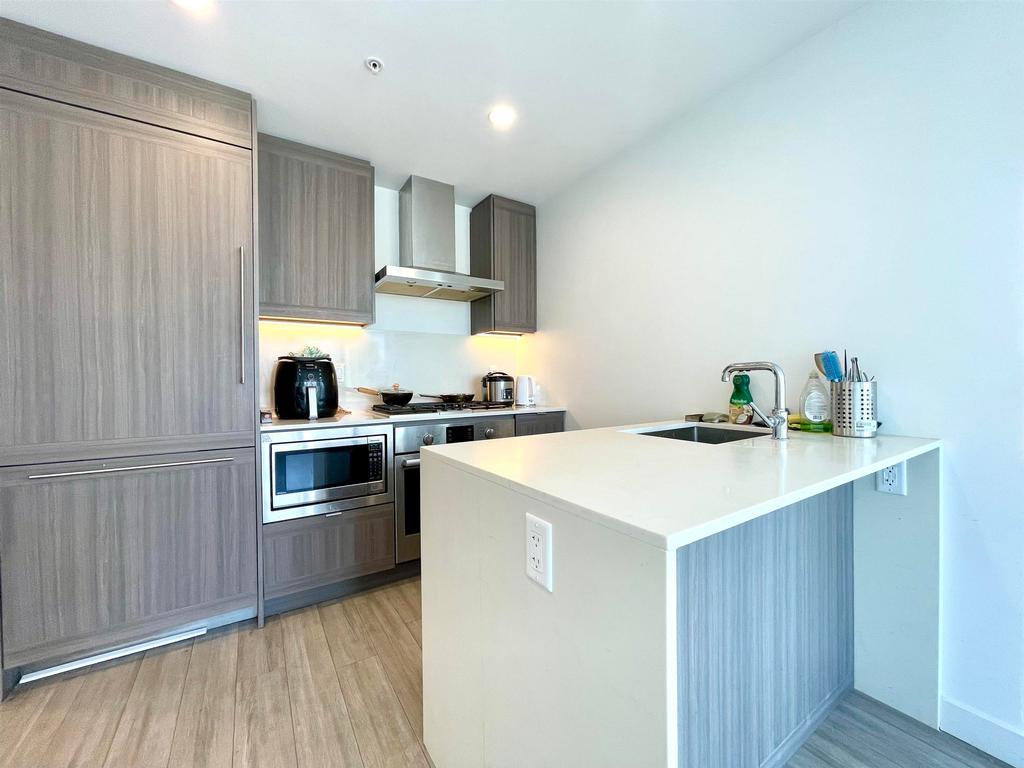 Listing Image for R3080319