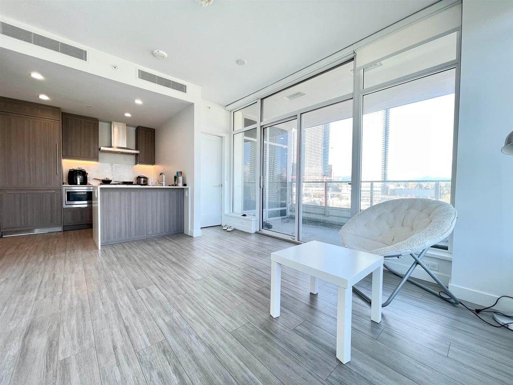 Listing Image for R3080319