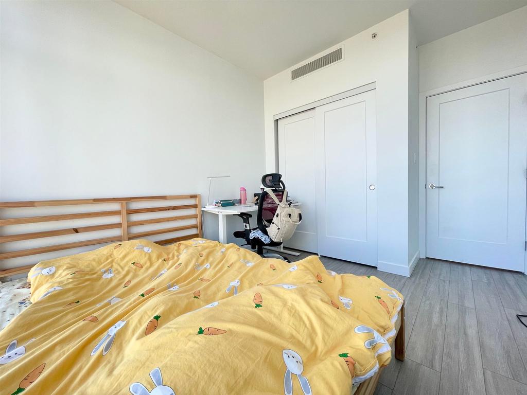 Listing Image for R3080319