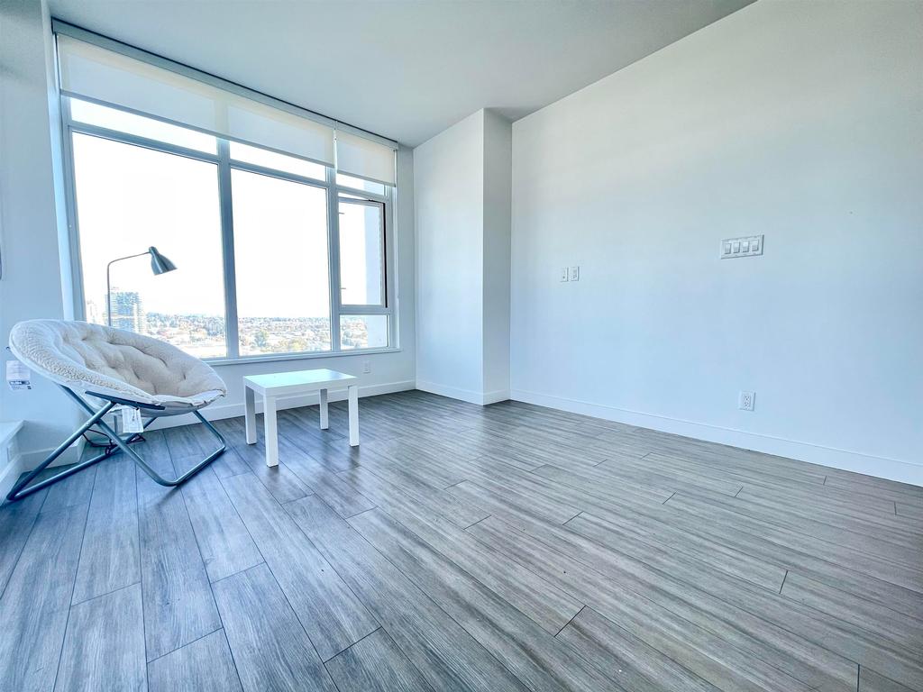 Listing Image for R3080319