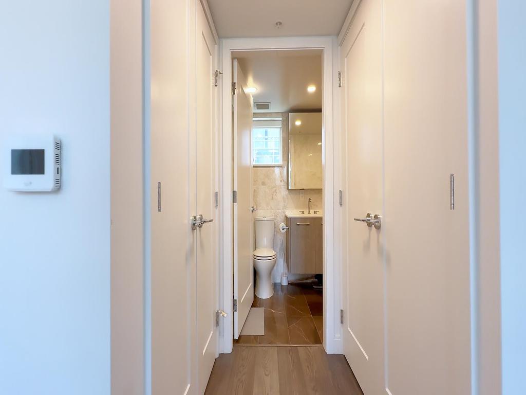 Listing Image for R3080330