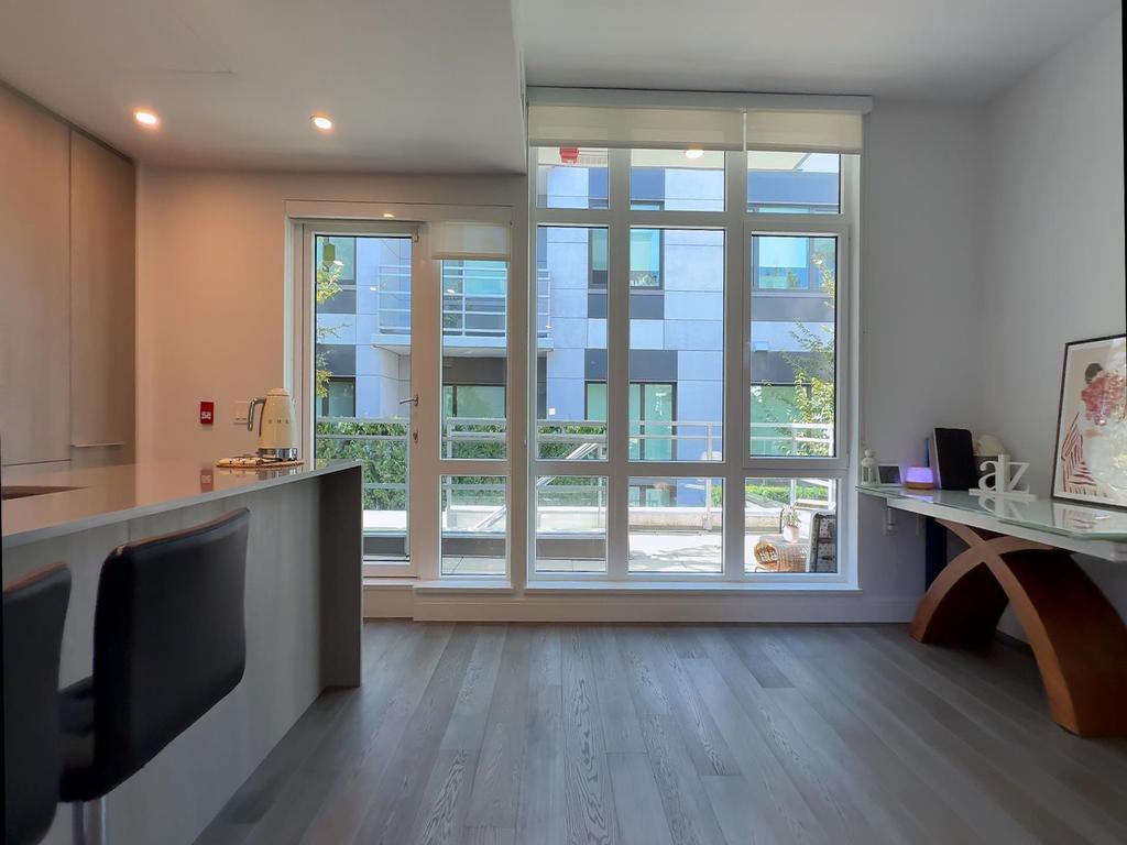 Listing Image for R3080330