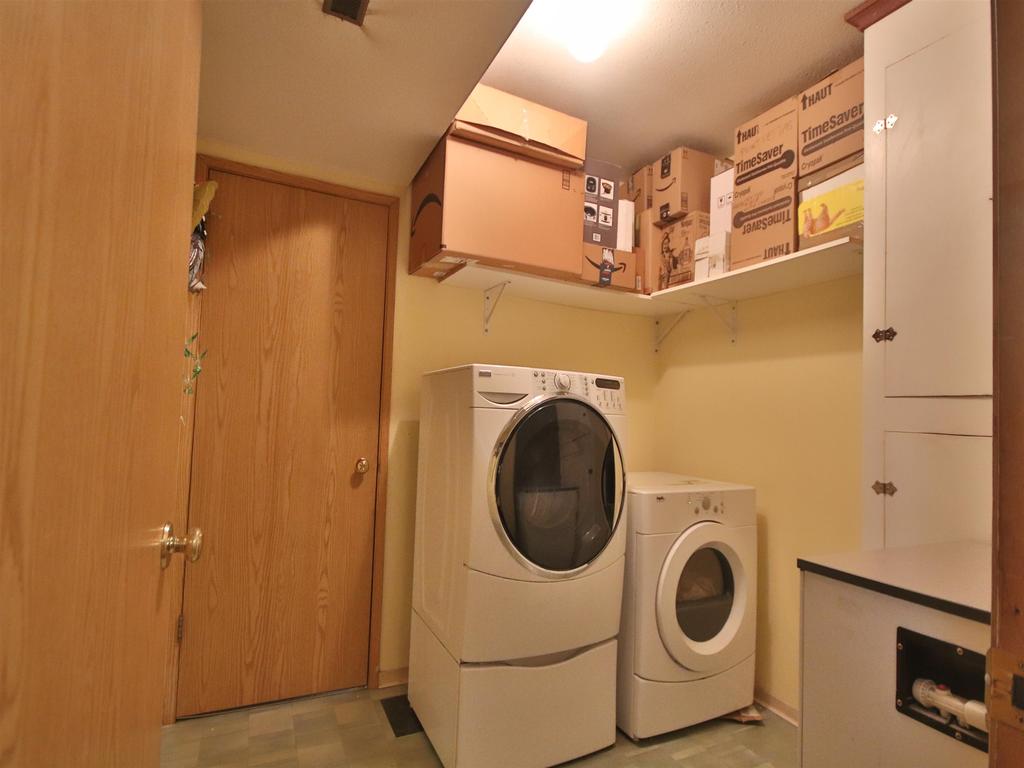 Listing Image for R3080343