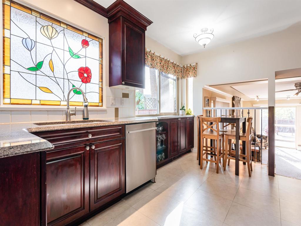 Listing Image for R3080347