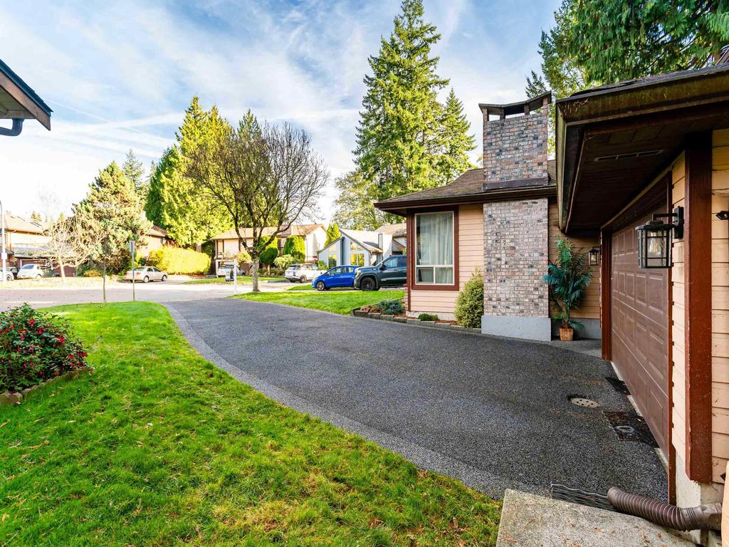 Listing Image for R3080347