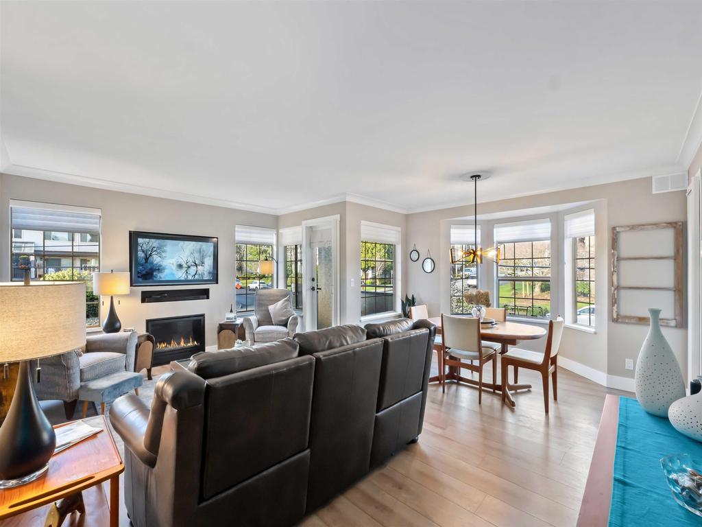 Listing Image for R3080352