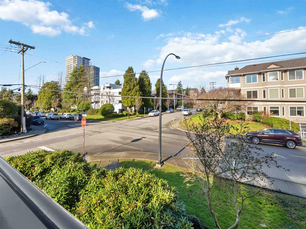 Listing Image for R3080352