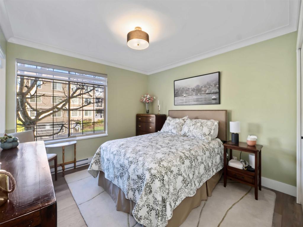 Listing Image for R3080352