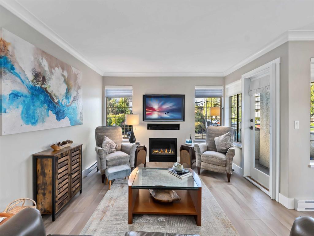 Listing Image for R3080352